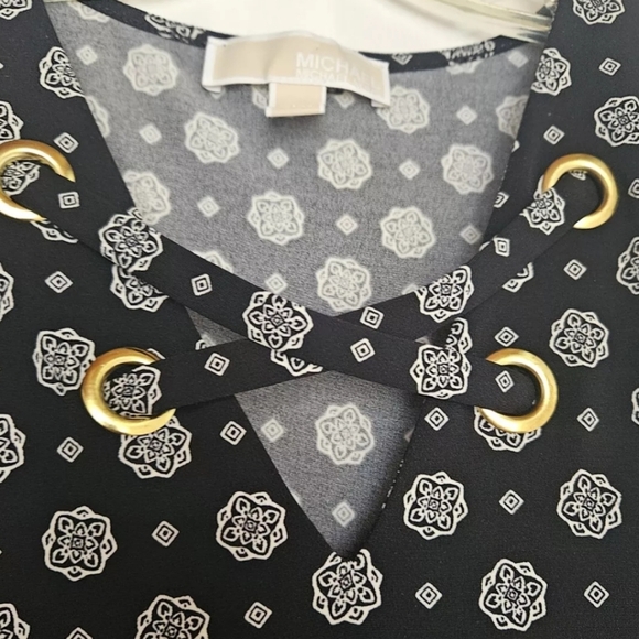 Michael Michael Kors Womans Sleeveless Blouse Top Multi-Color Size Medium - Picture 2 of 4